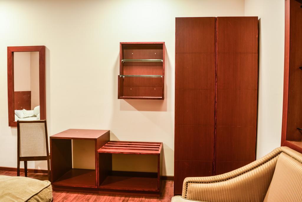 Serene Boutique Hotel Bangalore Bagian luar foto