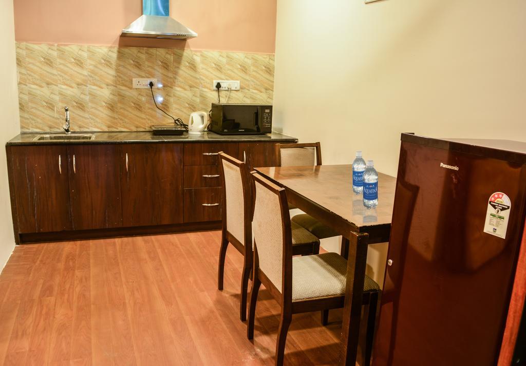 Serene Boutique Hotel Bangalore Bagian luar foto