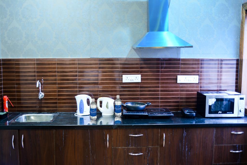 Serene Boutique Hotel Bangalore Bagian luar foto